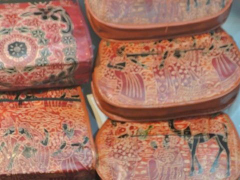 レザークラフト——5,000円で財布をひとつ作る休日