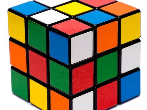 ルービックキューブ・スピードキューブ——3分→30秒に縮める