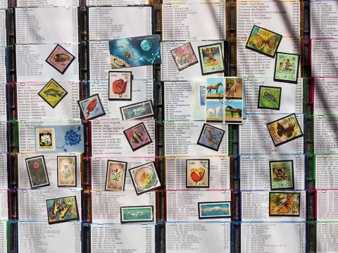切手収集——コレクションの王道を令和に始める、最小限のガイド